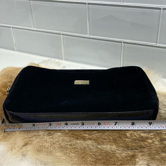 Giorgio Armani Cosmetic Velour Luxe Make up Bag Velvet Exterior Pouch - Picture 8 of 10
